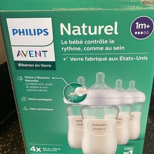 Philips Avent Natural 8 oz bottles